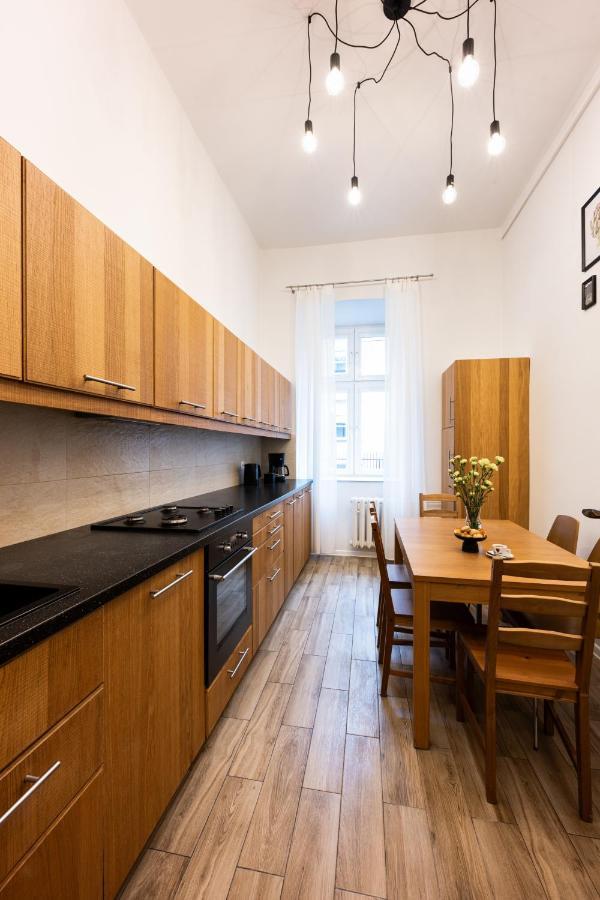 Native Apartments Skawinska 5 Krakow Luaran gambar